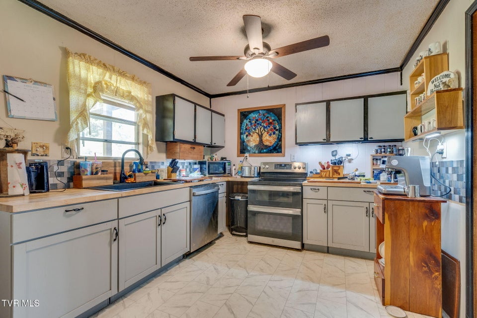 Photo #13: 111 Clinch Valley Road