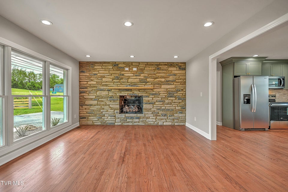 Photo #4: 25084 Hillman Highway