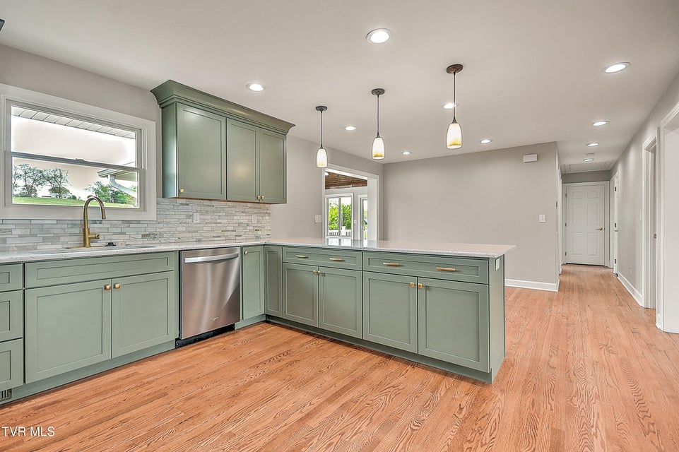 Photo #6: 25084 Hillman Highway