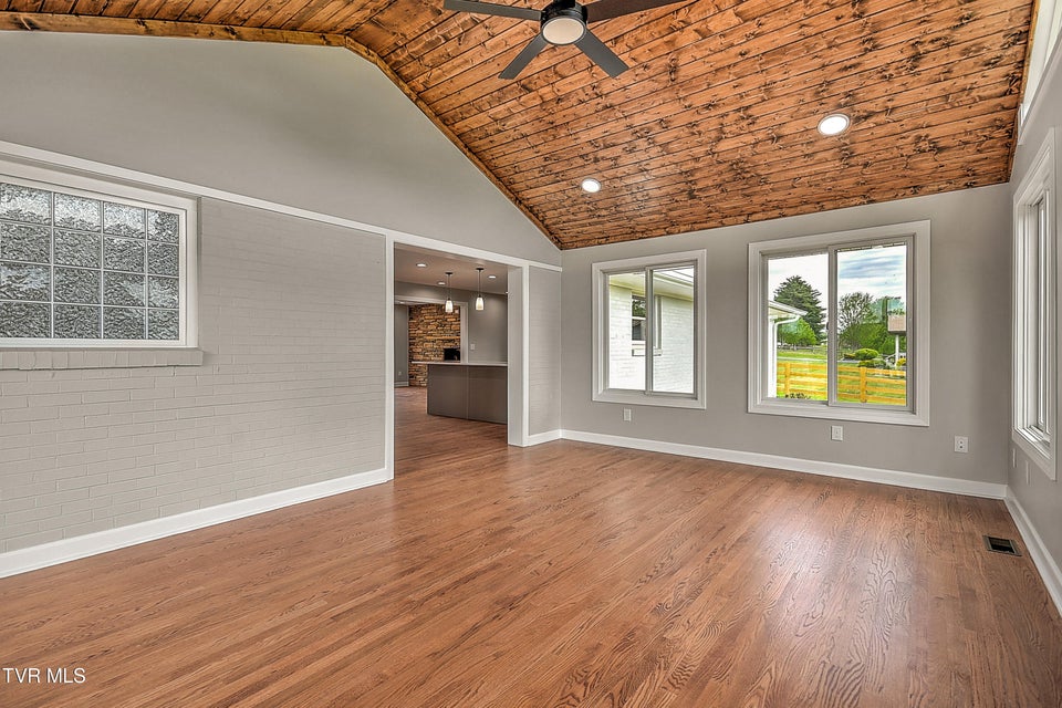 Photo #20: 25084 Hillman Highway