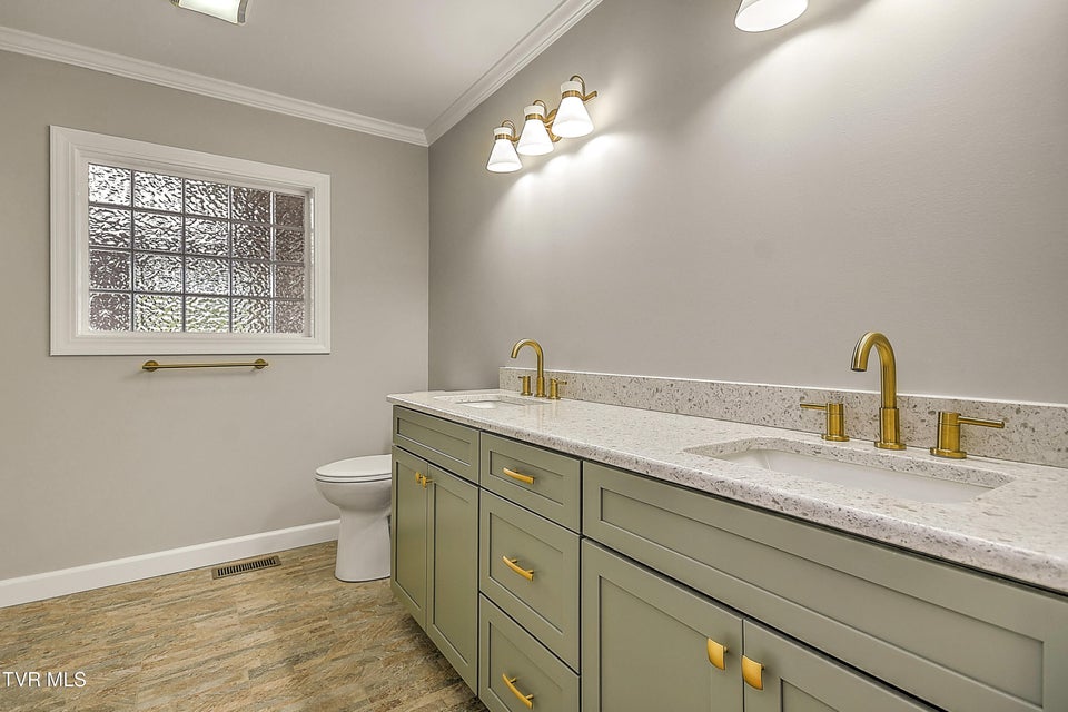 Photo #30: 25084 Hillman Highway