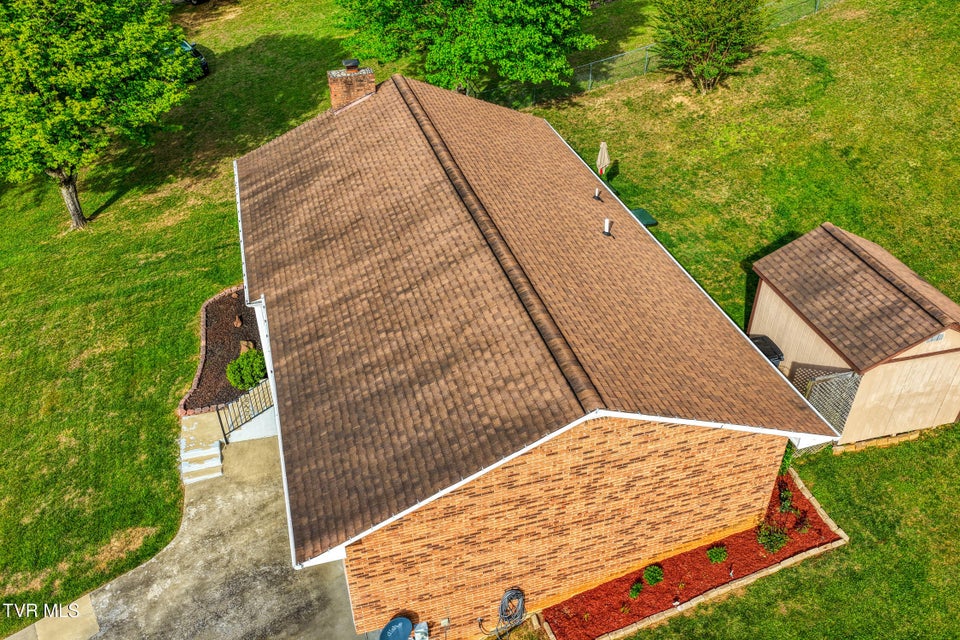 Photo #6: 820 Sherbrooke Circle