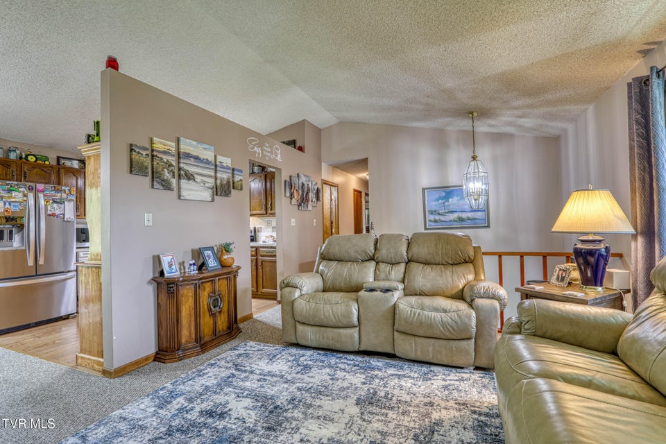 Photo #25: 820 Sherbrooke Circle