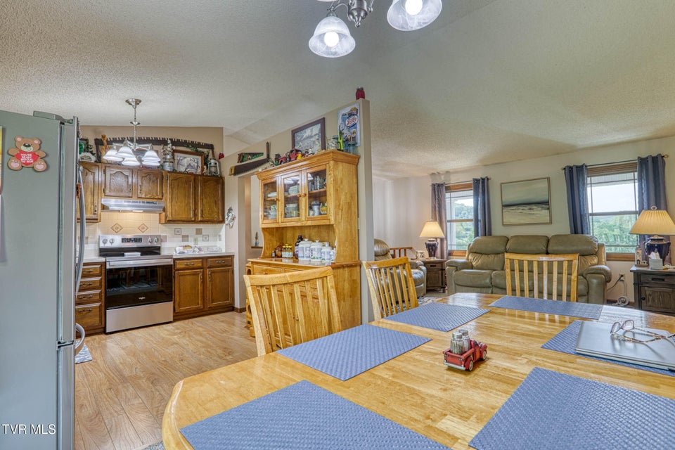 Photo #27: 820 Sherbrooke Circle