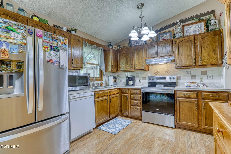 Photo #29: 820 Sherbrooke Circle