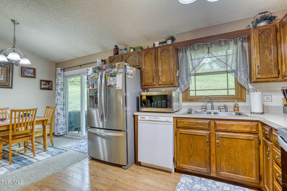 Photo #30: 820 Sherbrooke Circle