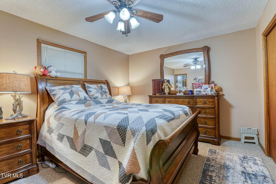 Photo #31: 820 Sherbrooke Circle