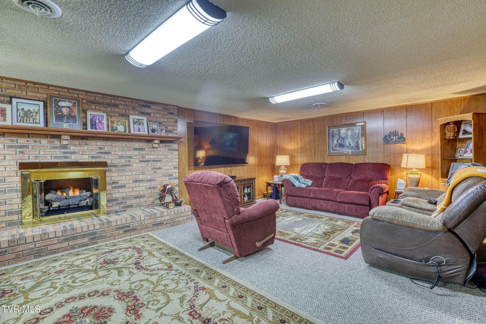 Photo #42: 820 Sherbrooke Circle