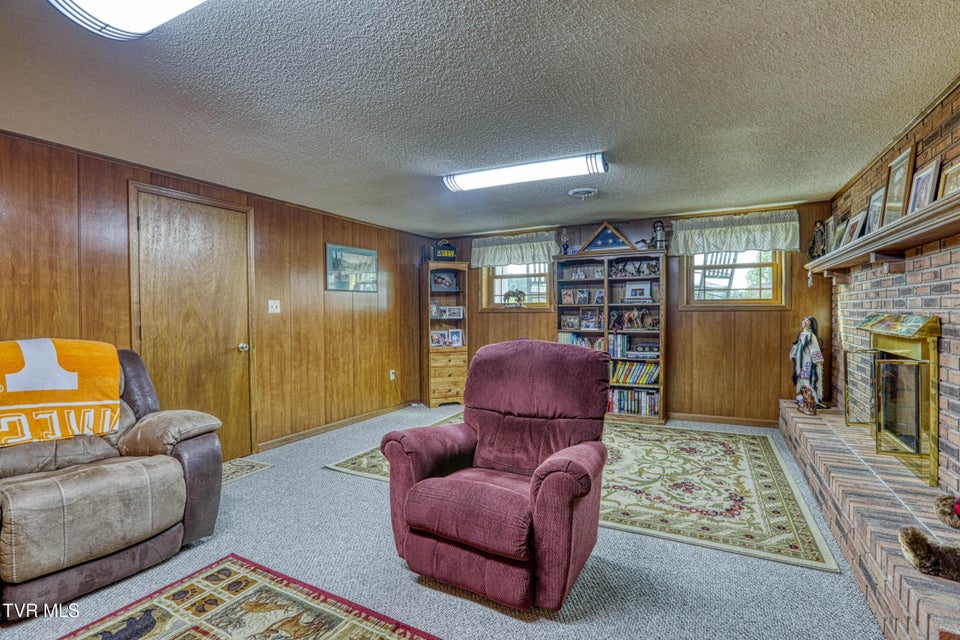 Photo #44: 820 Sherbrooke Circle