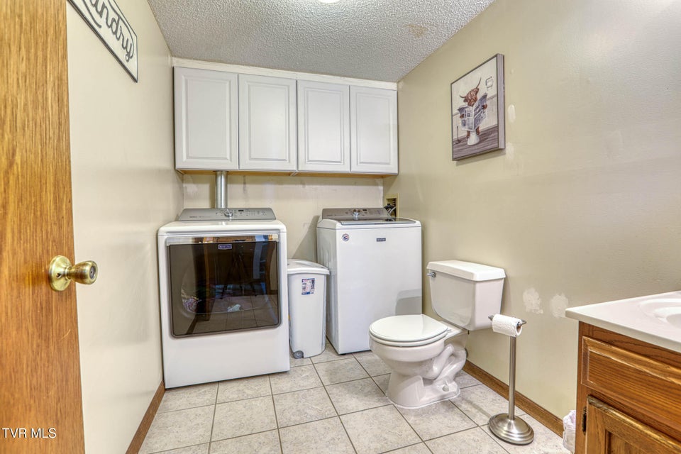 Photo #45: 820 Sherbrooke Circle