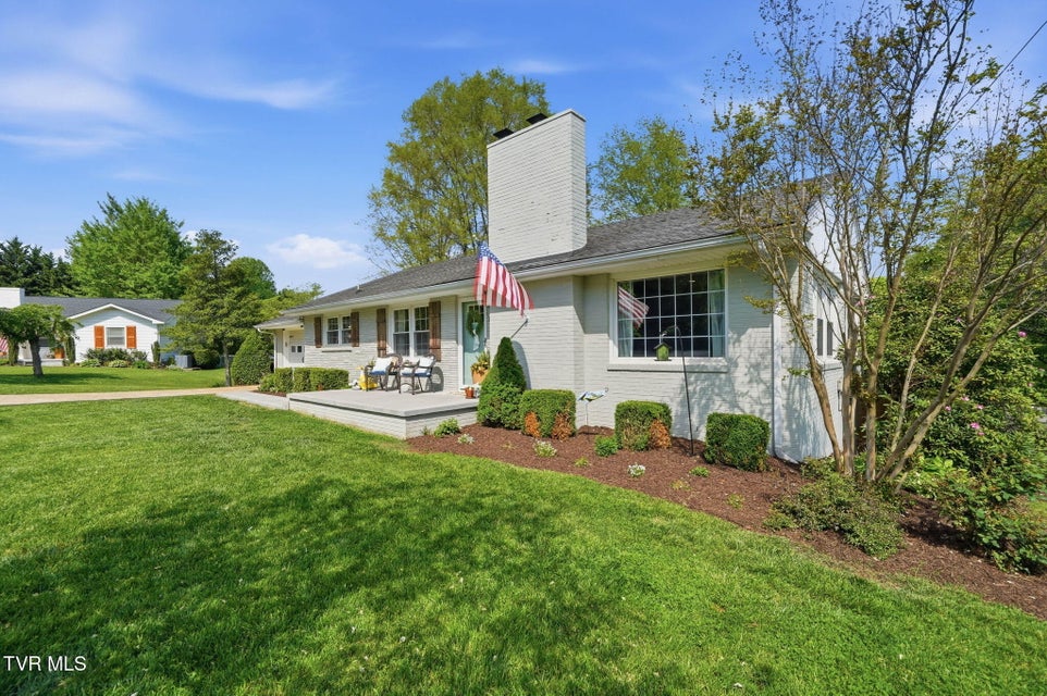 Photo #32: 1308 Oxford Place