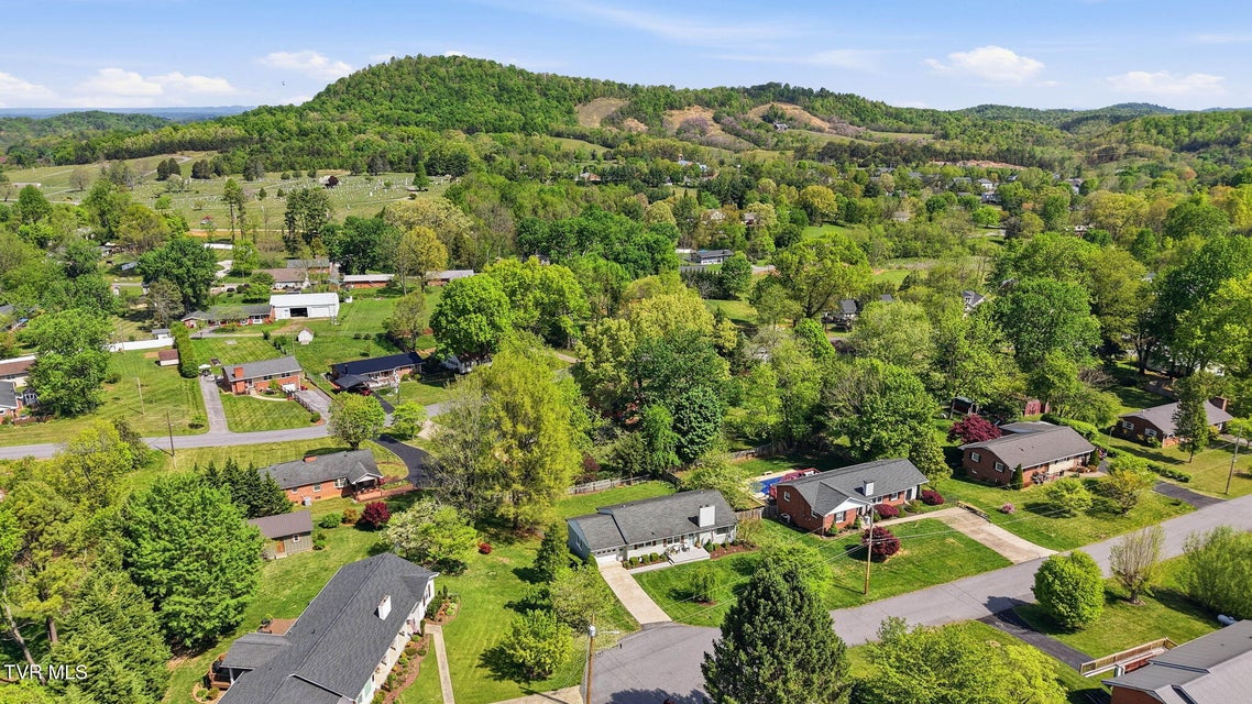 Photo #33: 1308 Oxford Place