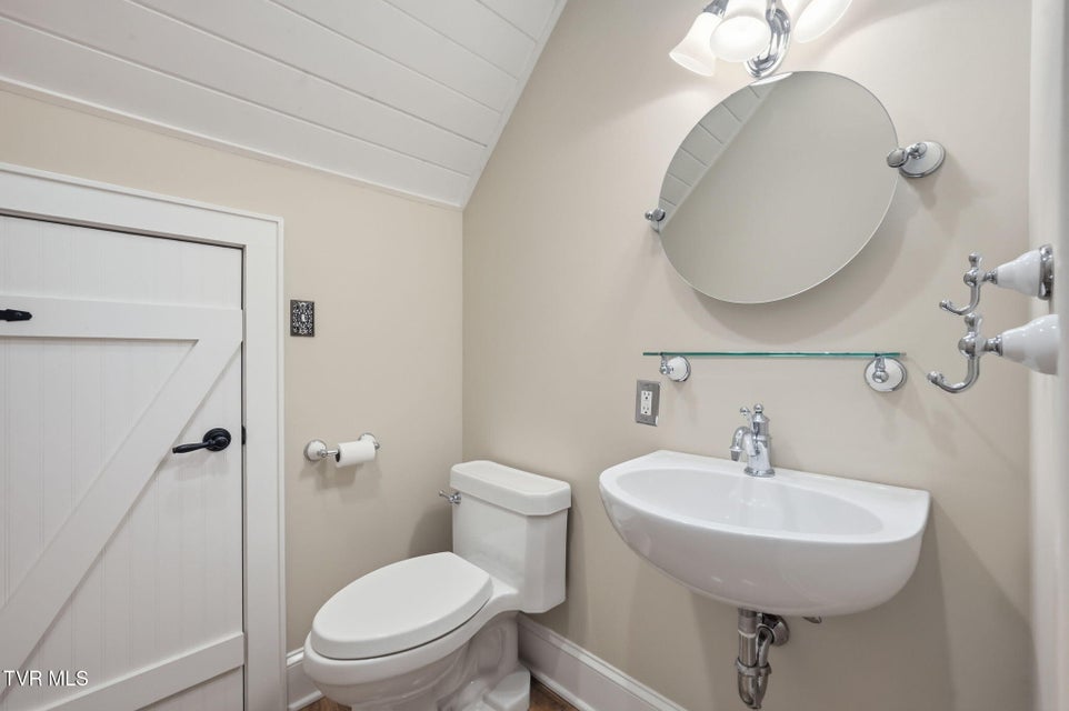 Photo #47: 133 Knob Creek Dock Road