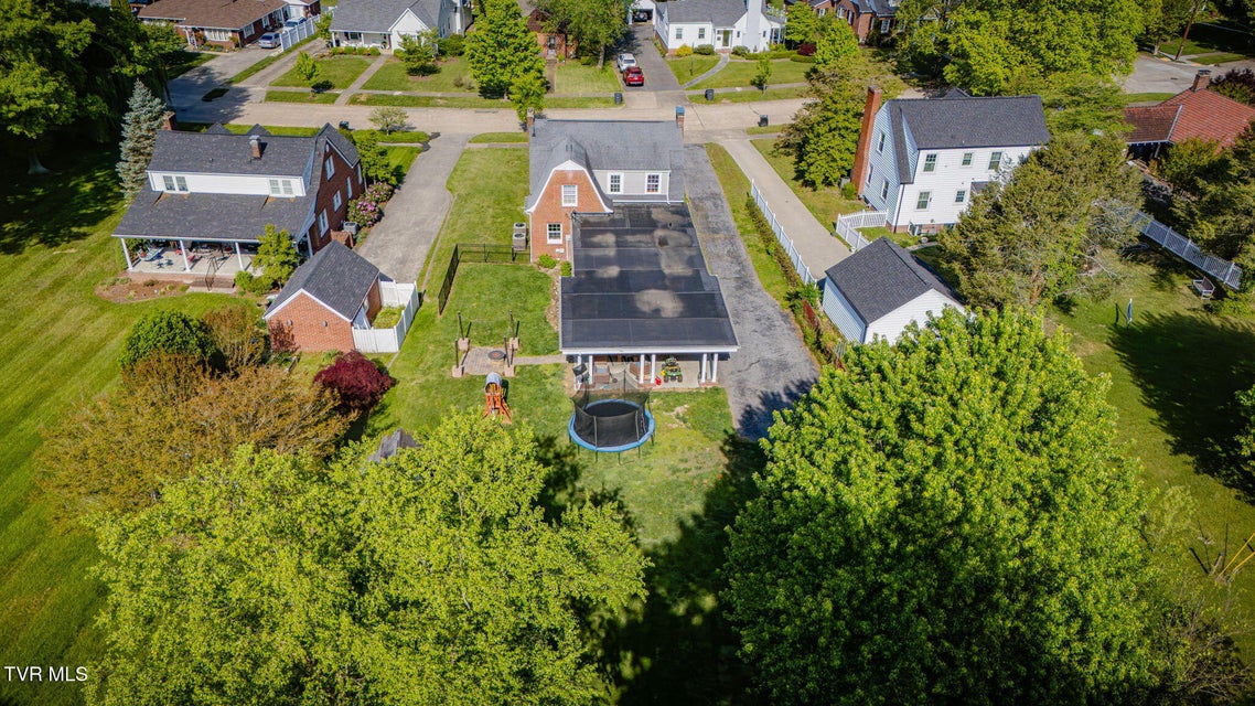 Photo #43: 1608 Crescent Drive