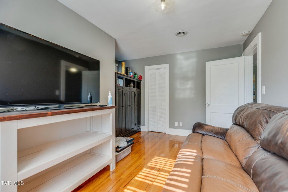 Photo #30: 1608 Crescent Drive