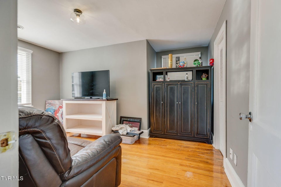 Photo #28: 1608 Crescent Drive