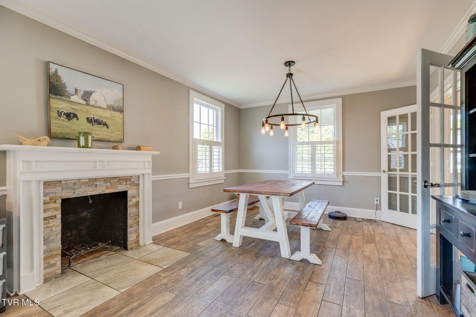 Photo #18: 1608 Crescent Drive