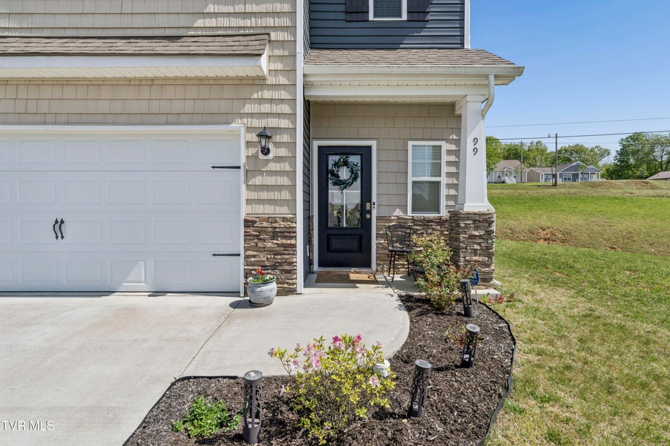 Photo #5: 99 Sessile Court