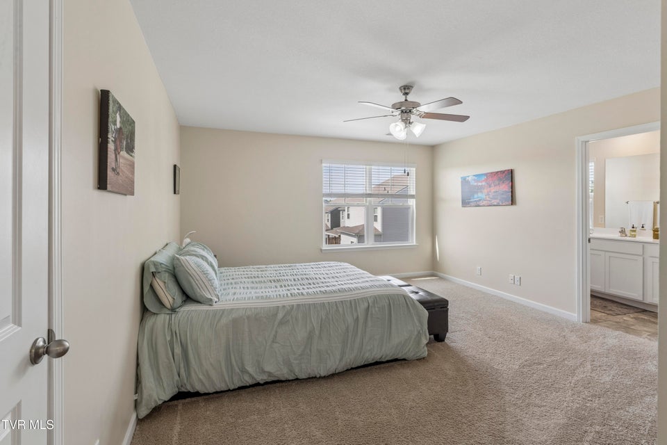 Photo #34: 99 Sessile Court