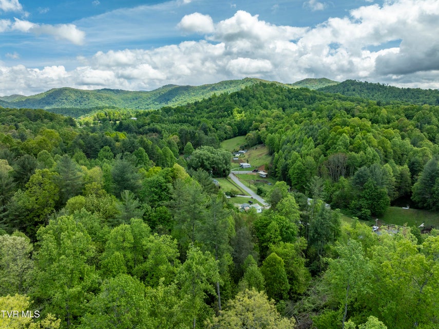 Photo #6: 994 Fairview Road