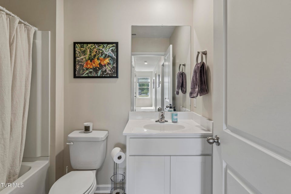 Photo #42: 99 Sessile Court