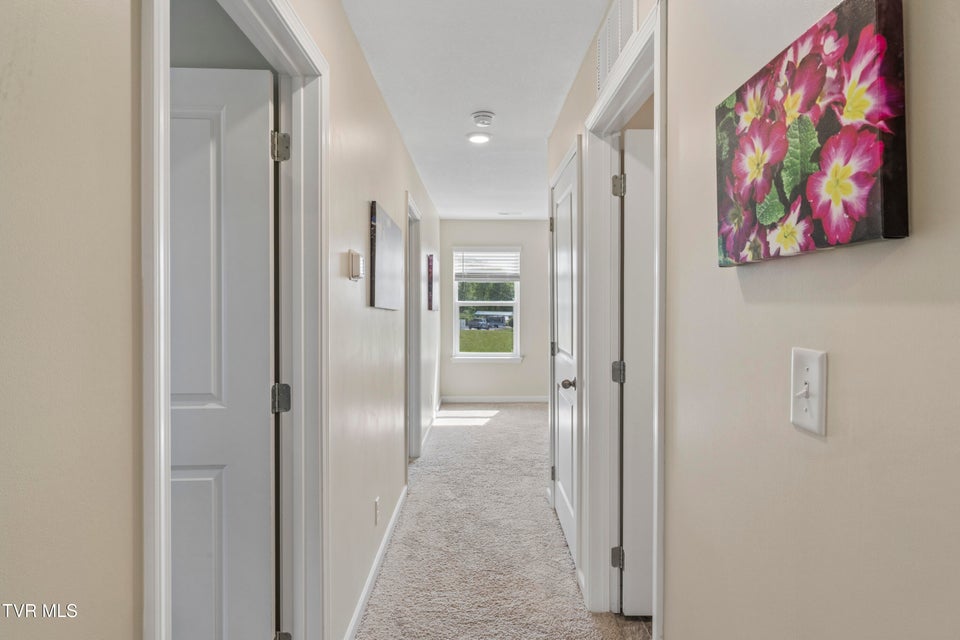 Photo #44: 99 Sessile Court