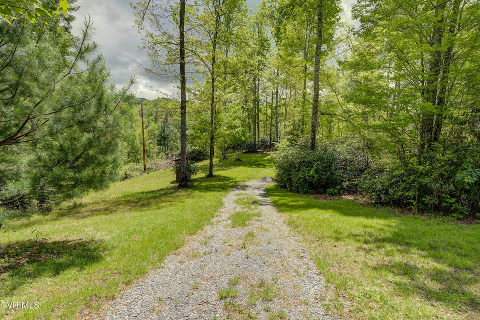 Photo #35: 994 Fairview Road