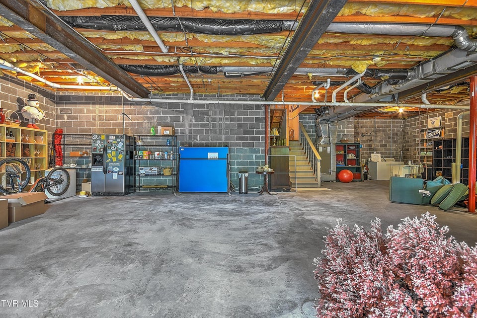 Photo #52: 1911 Birchfield Pvt Court