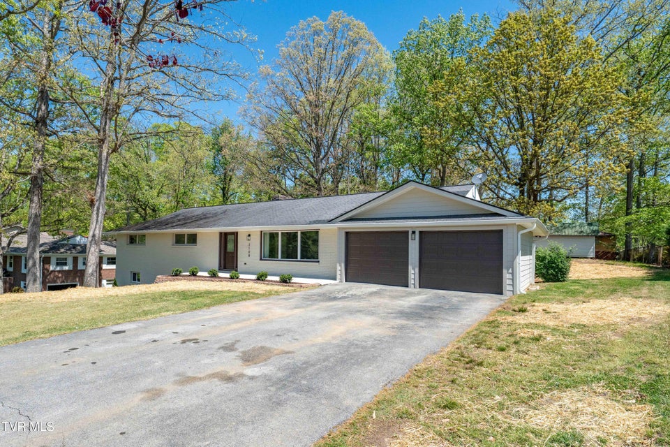 Photo #59: 2108 Tallwood Drive