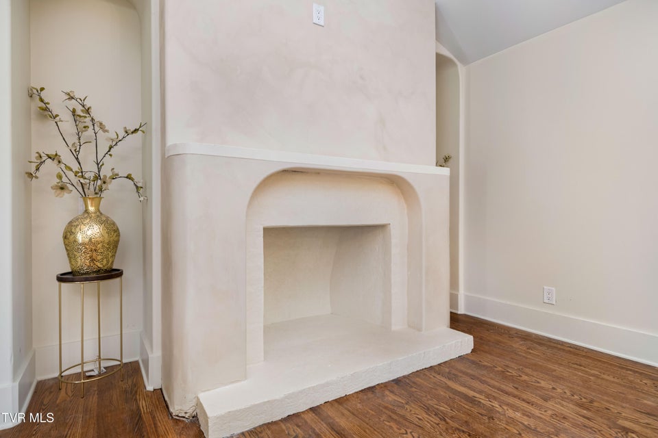 Photo #15: 2108 Tallwood Drive