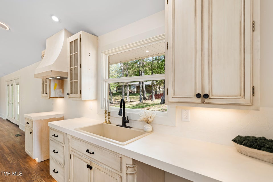 Photo #21: 2108 Tallwood Drive