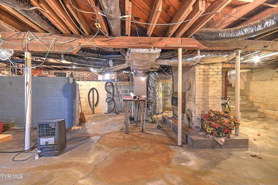 Photo #30: 400 New Street