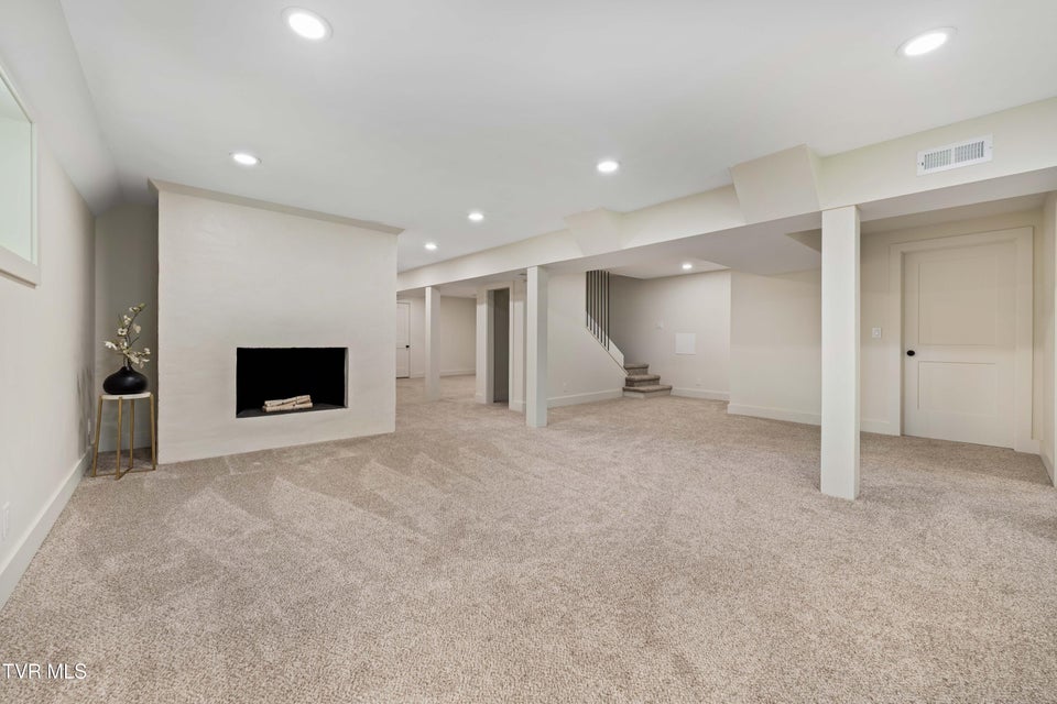 Photo #36: 2108 Tallwood Drive