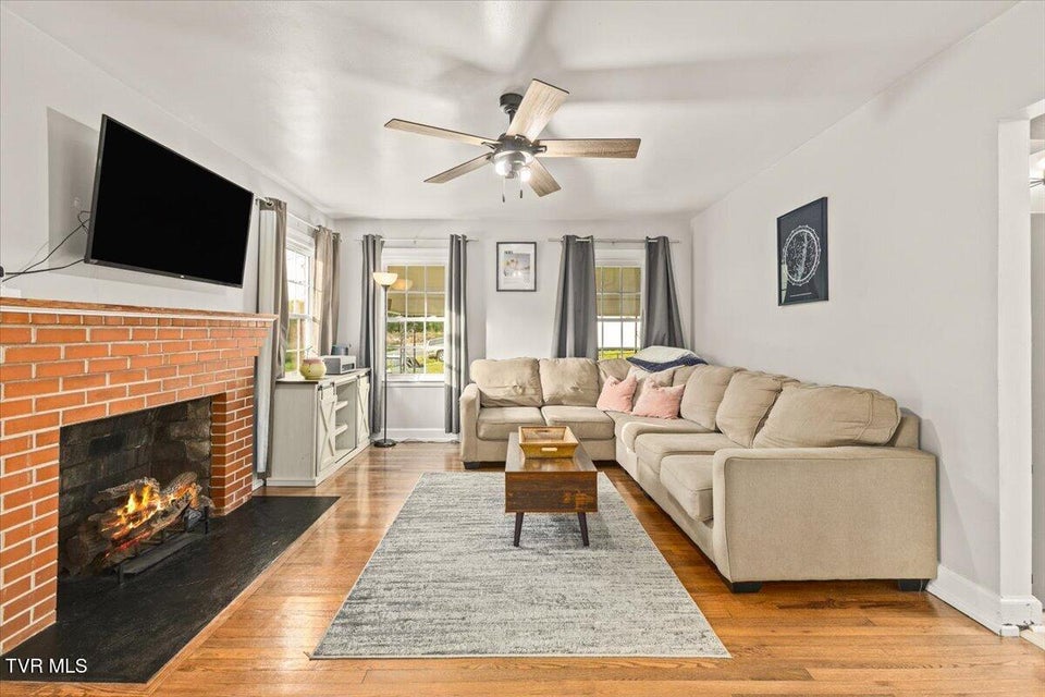 Photo #16: 161 Hemlock Road