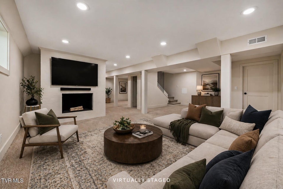 Photo #37: 2108 Tallwood Drive