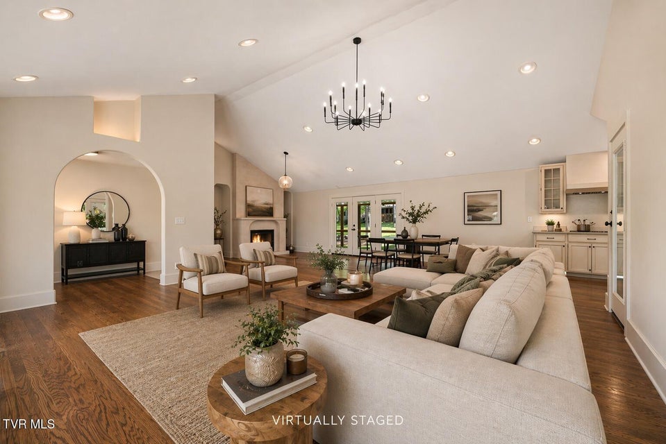 Photo #11: 2108 Tallwood Drive