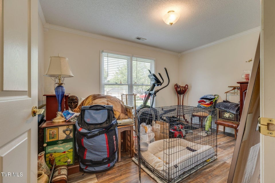 Photo #22: 9 Larchmont Lane