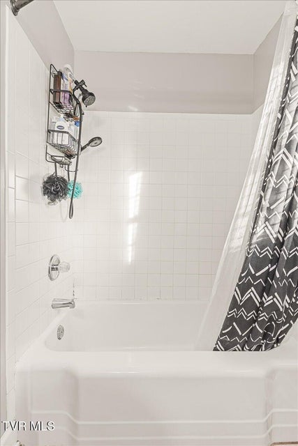 Photo #26: 161 Hemlock Road