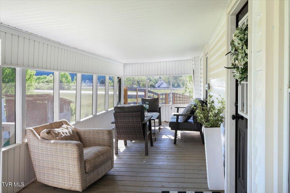 Photo #8: 2829 &2839 Rock Springs Road