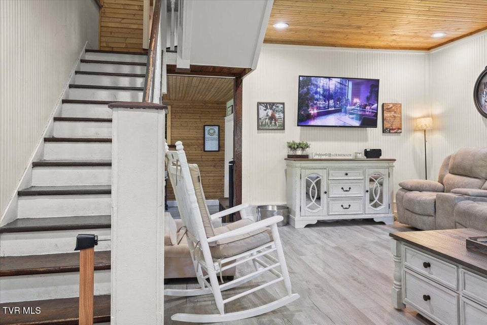 Photo #10: 2829 &2839 Rock Springs Road