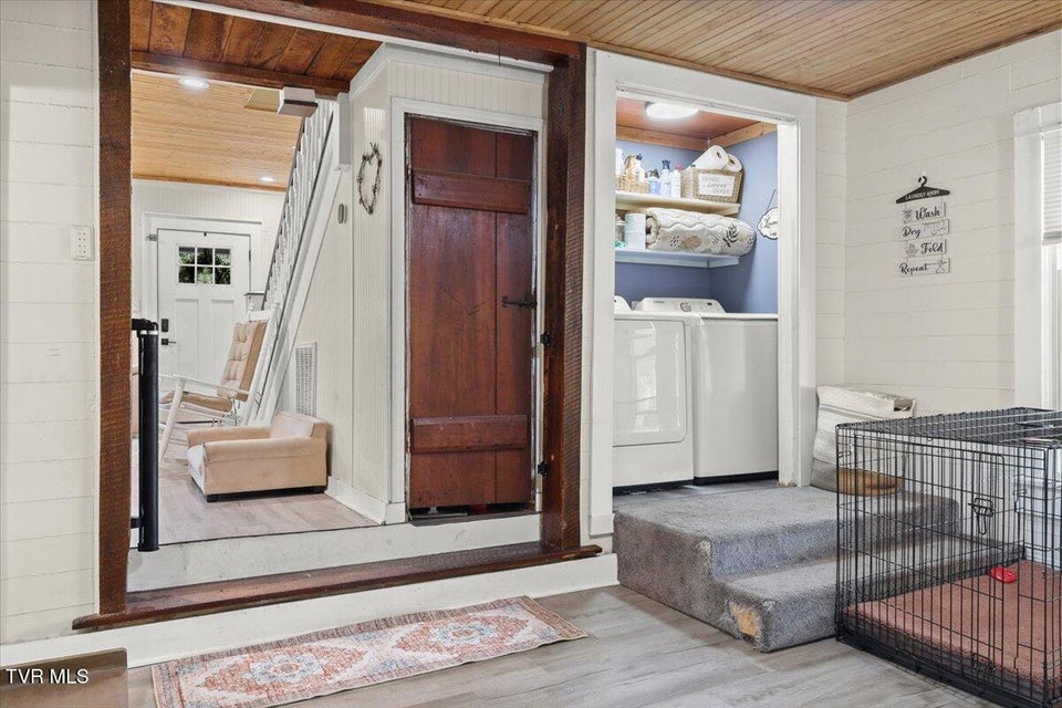 Photo #17: 2829 &2839 Rock Springs Road