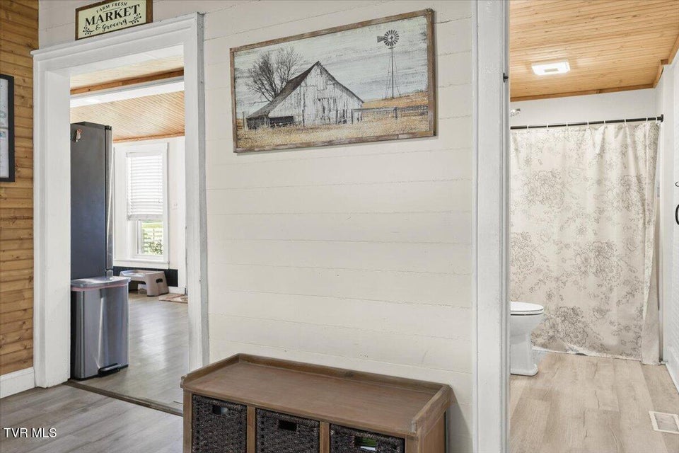 Photo #18: 2829 &2839 Rock Springs Road