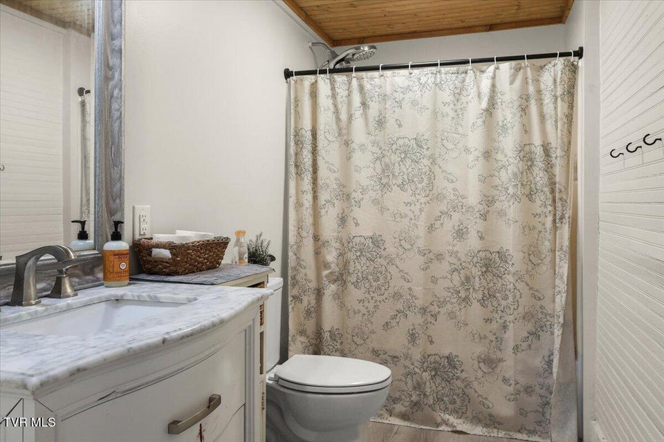 Photo #19: 2829 &2839 Rock Springs Road