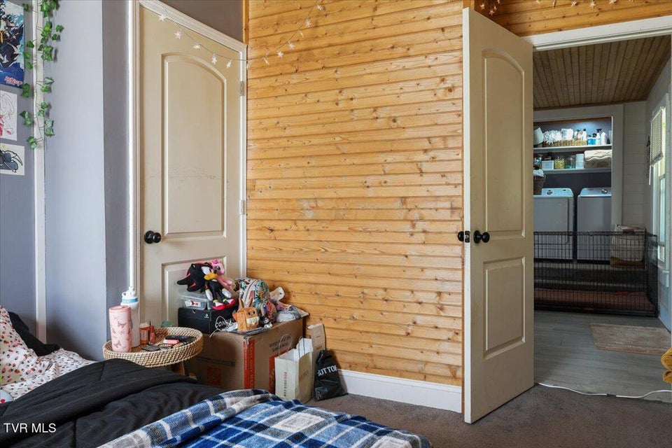 Photo #21: 2829 &2839 Rock Springs Road