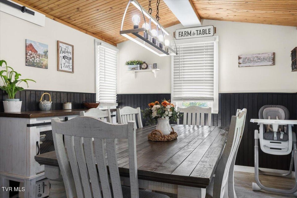 Photo #25: 2829 &2839 Rock Springs Road