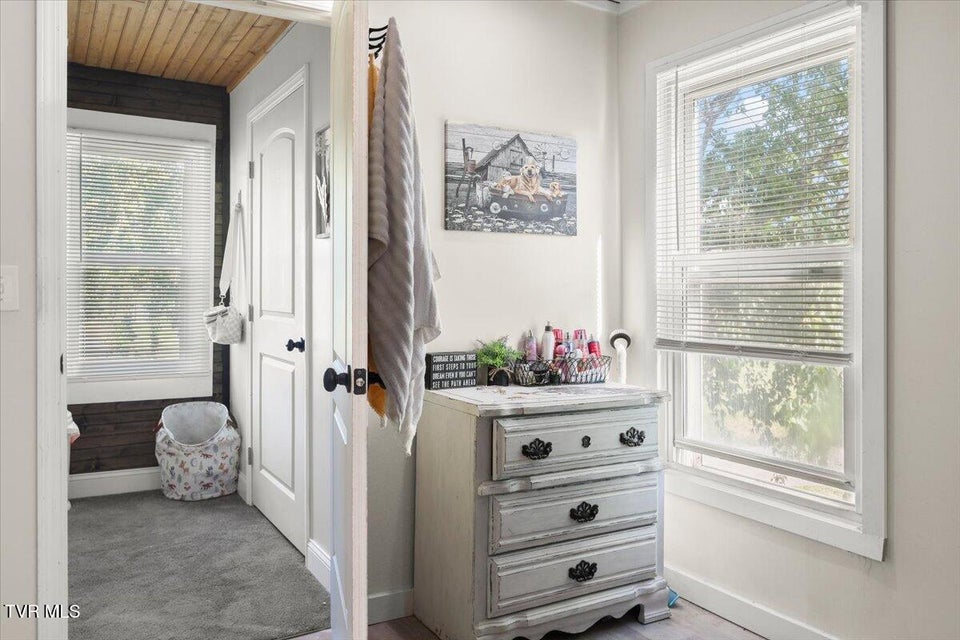 Photo #34: 2829 &2839 Rock Springs Road