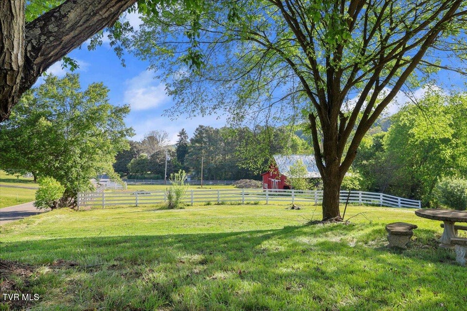 Photo #43: 2829 &2839 Rock Springs Road