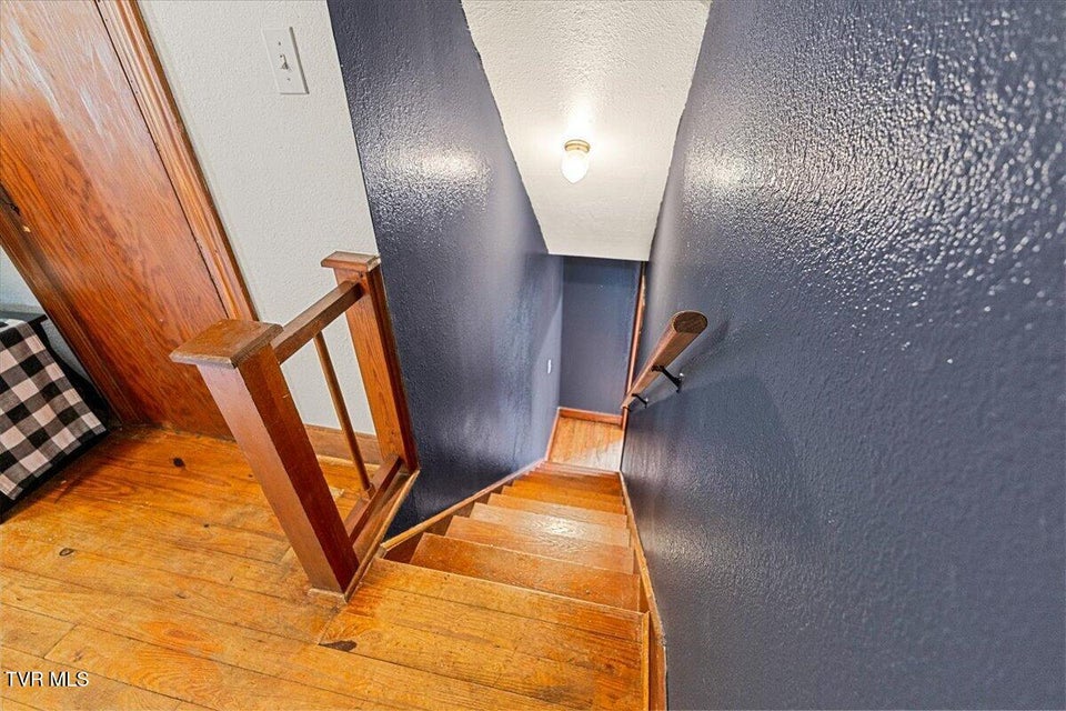 Photo #29: 161 Hemlock Road