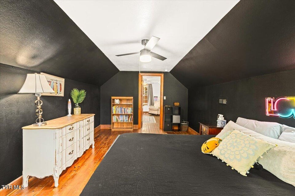 Photo #33: 161 Hemlock Road