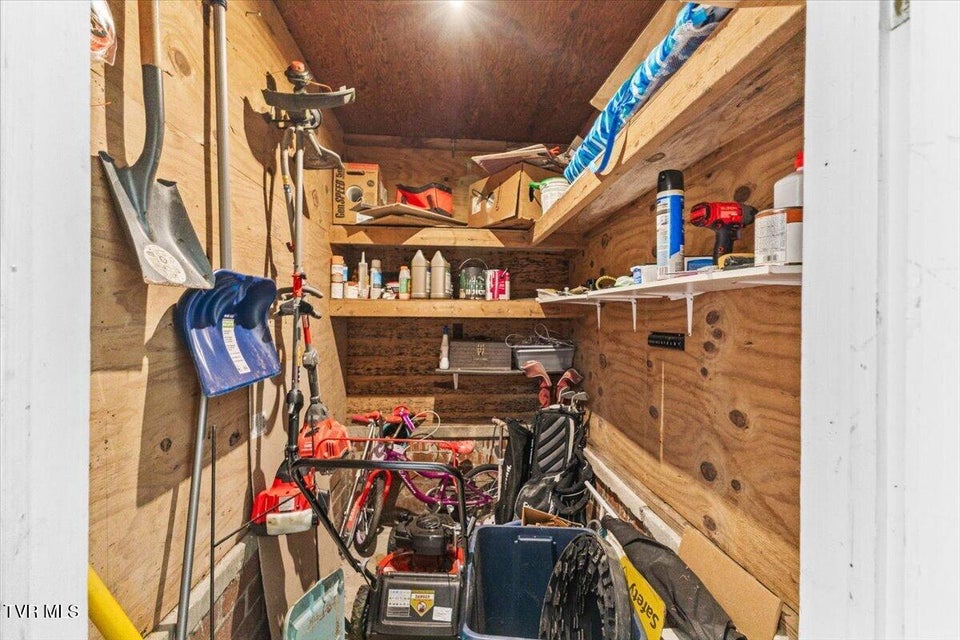 Photo #7: 161 Hemlock Road